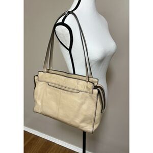 HOBO International Affinity cream-colored leather shoulder bag